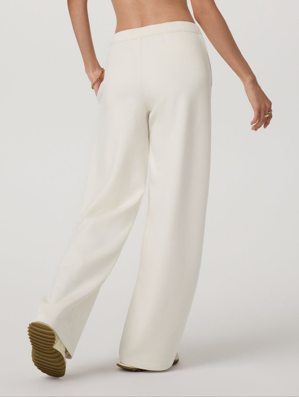 Vuori Compose Wideleg Pants Marshmallow Small NEW NWT - Picture 4 of 8